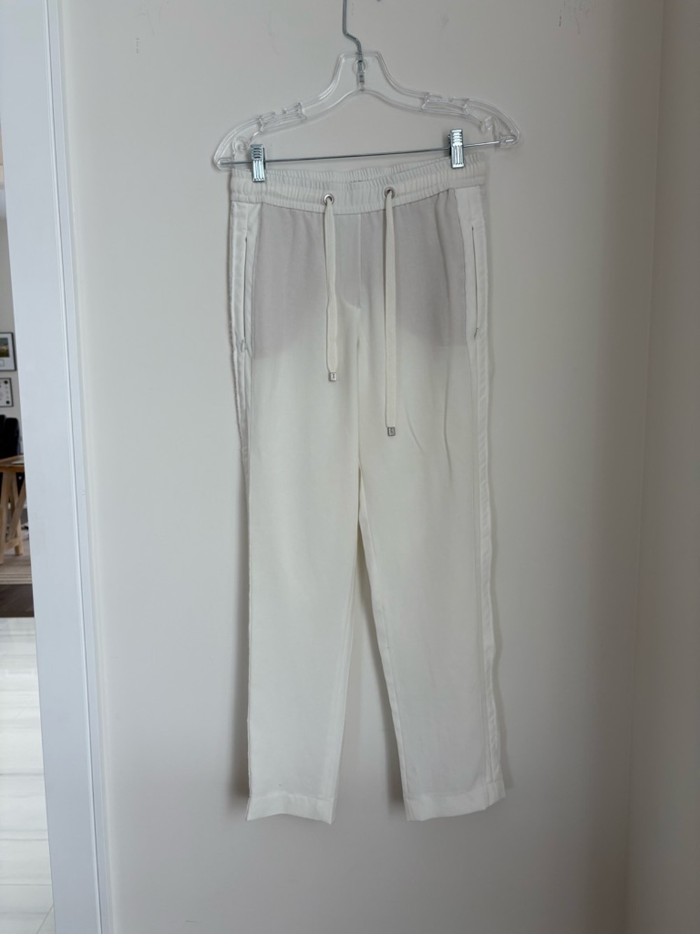 NEW ON WEBSITE! Marc Cain Cream Linen Blend Drawstring Tapered Pants Small - Picture 2 of 11
